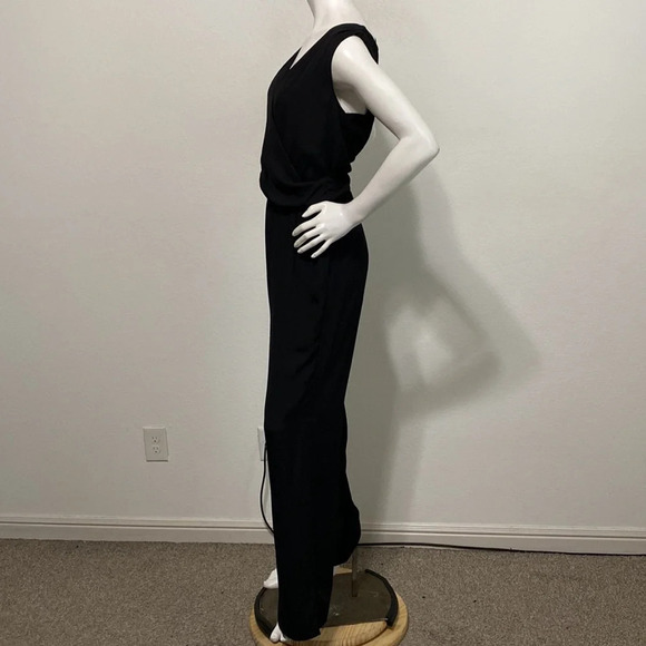 Harper Black V-Neck Elastic Waist Sleeveless Pull On Jumpsuit Size M - Picture 2 of 7